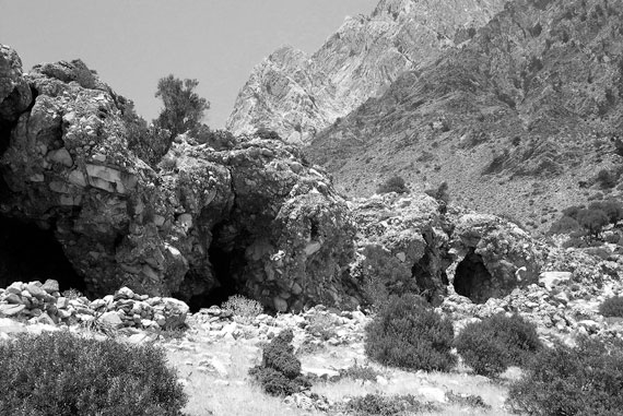 Black and white photo of Kos in the Neolithic and Early Bronze Age.